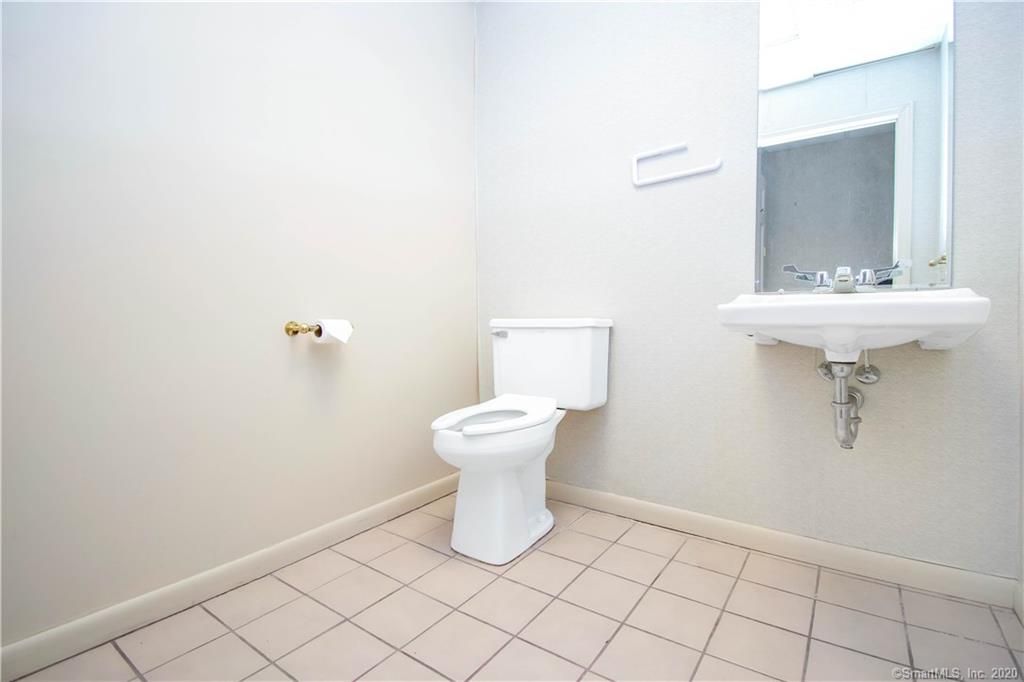 141 Hazard Ave, Enfield, CT 06082